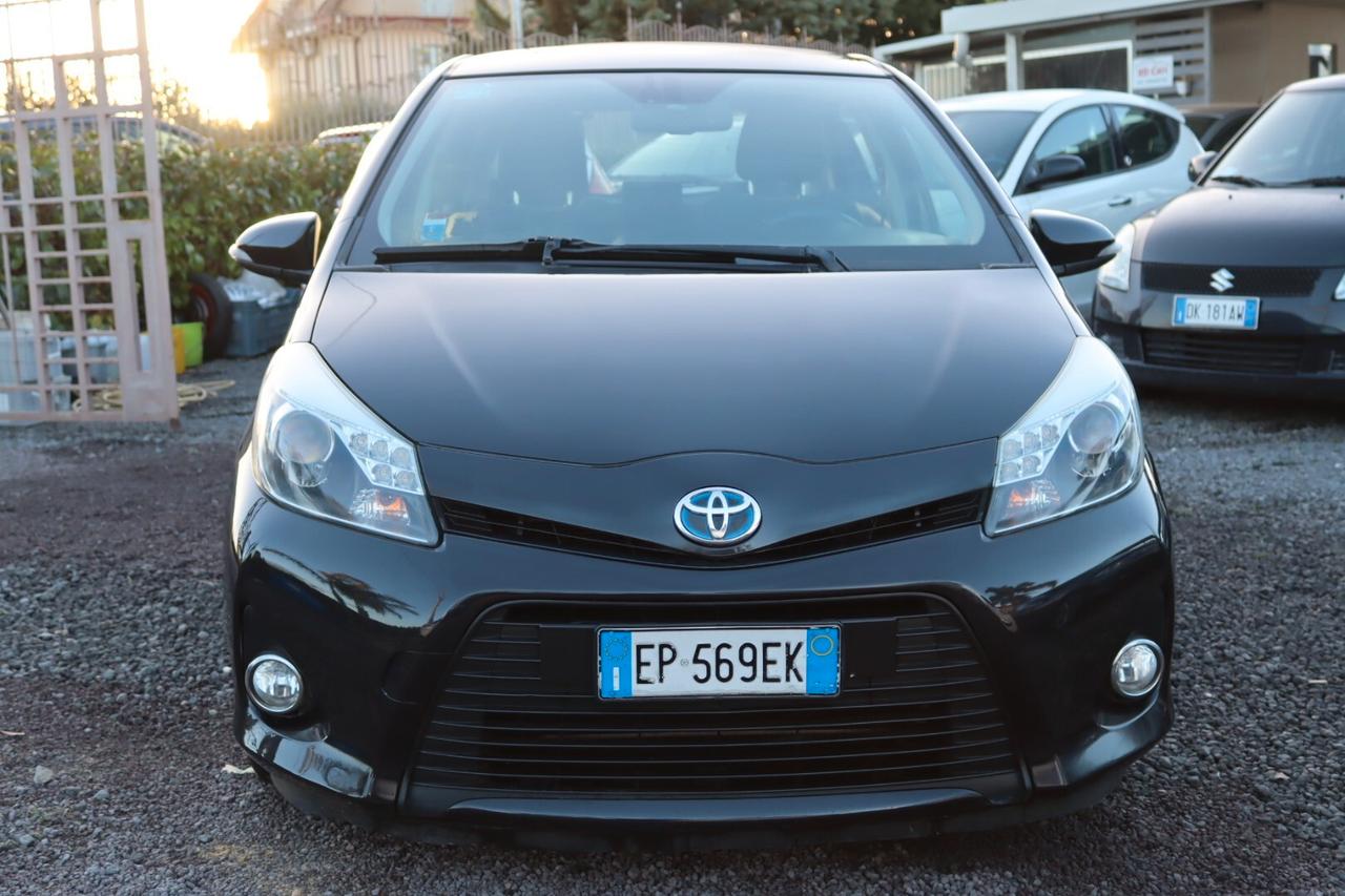 Toyota Yaris 1.5 Hybrid 5 porte Lounge