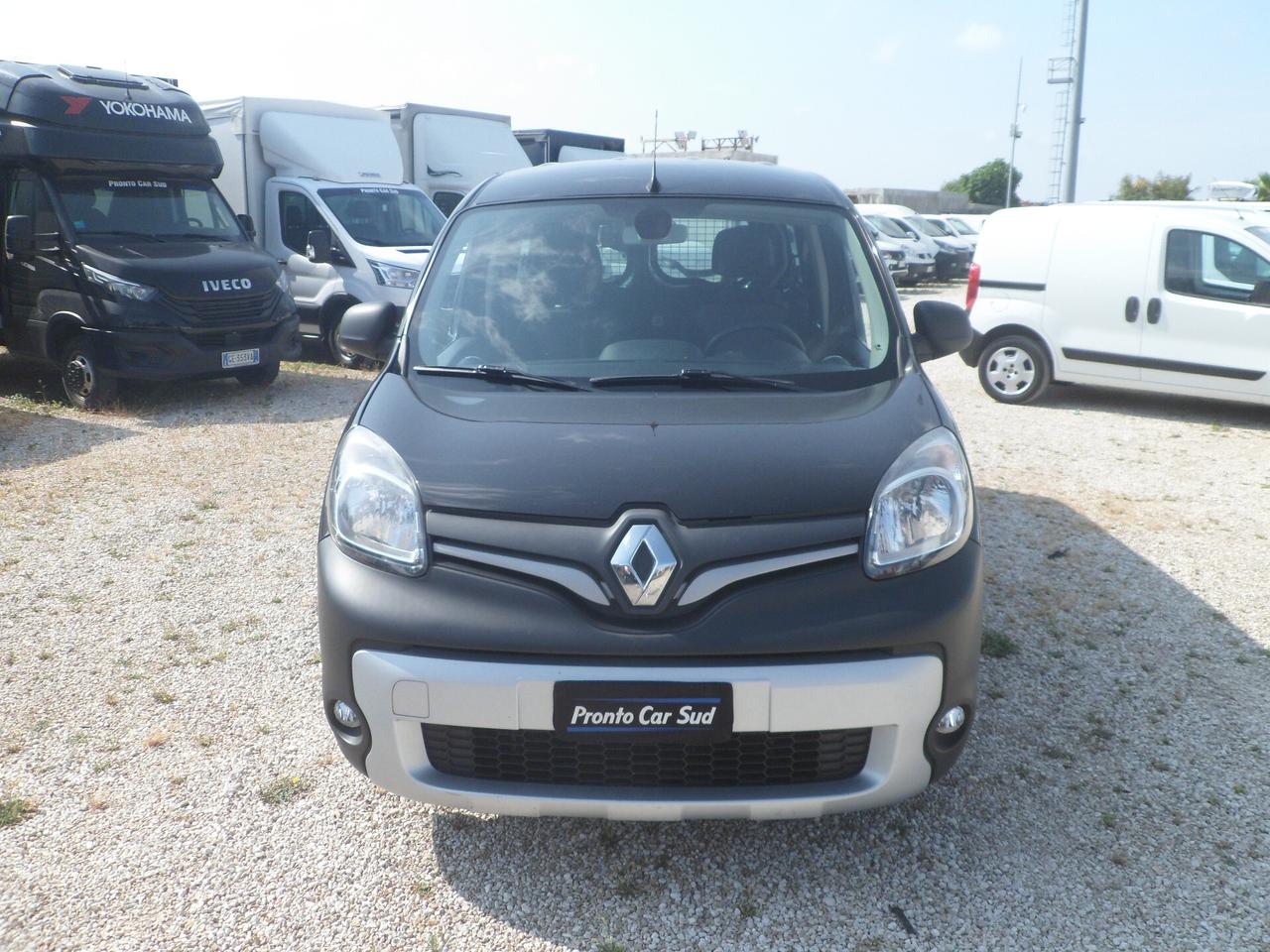 Renault Kangoo maxi 5 posti autovettura