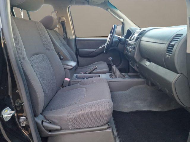 NISSAN Navara 2.5 dCi 4 porte Double Cab Sport