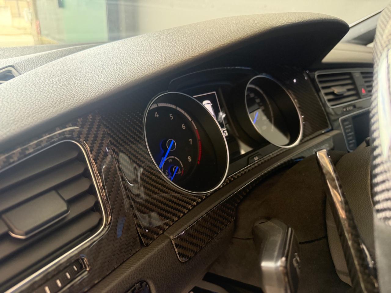 Volkswagen Golf GTI 7R da VETRINA