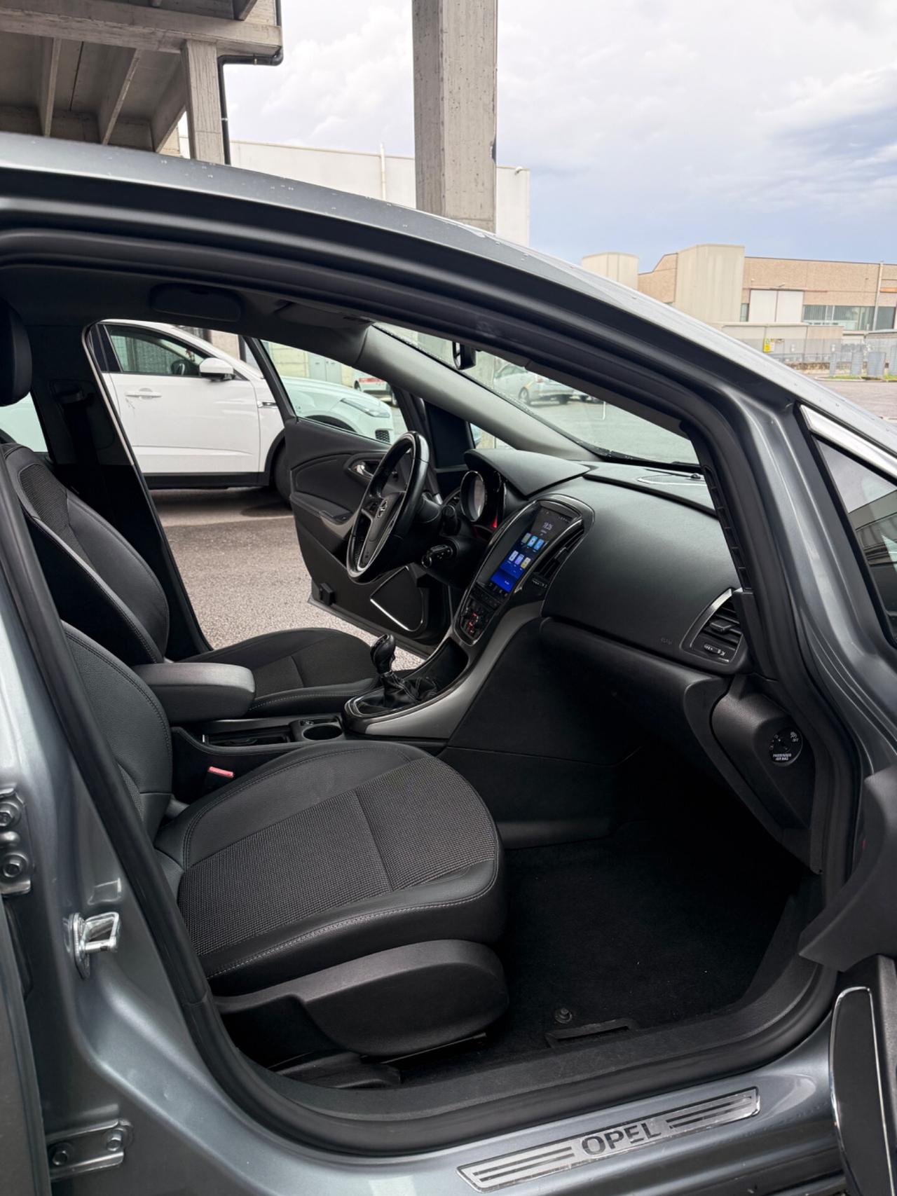 Opel Astra 1.4 100CV 5 porte GPL
