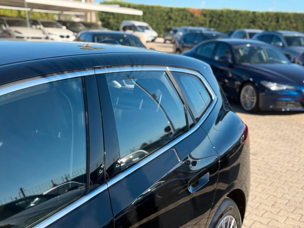 Bmw 218d Active Tourer Luxury*Pelle*Fulle Led