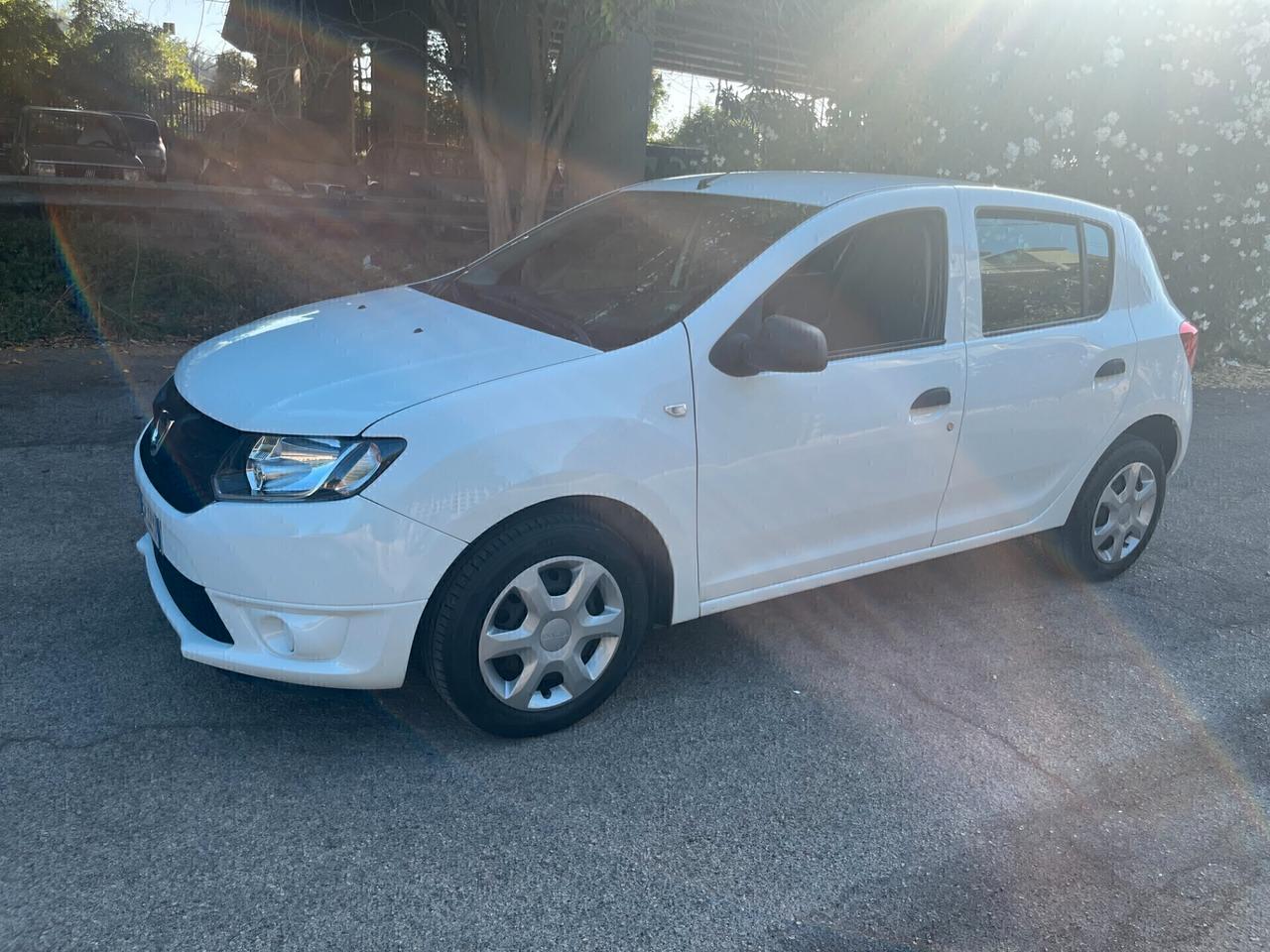 Dacia Sandero 1.2 GPL 75CV Lauréate Garantita