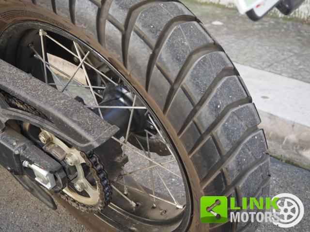 HONDA Africa Twin CRF 1100 L *UNIPRO*