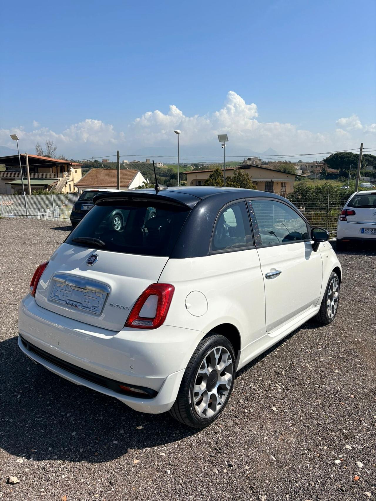 Fiat 500 1.0 Hybrid Hey Google