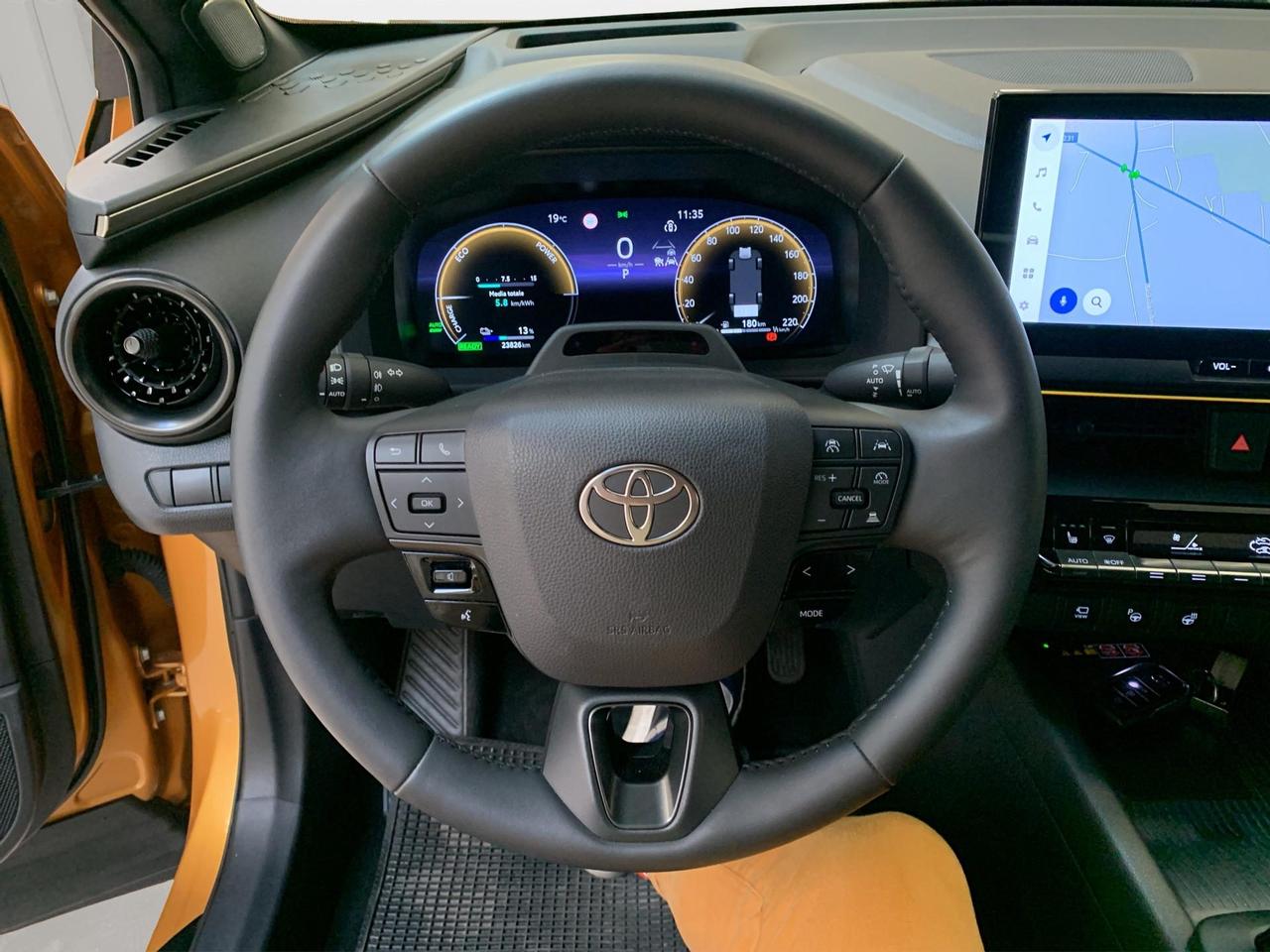 Toyota C-HR 2.0 phev Lounge Premiere fwd e-cvt