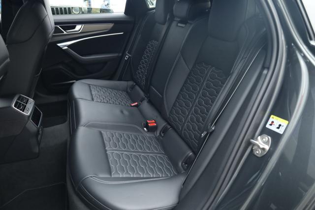 AUDI RS6 Avant 4.0 TFSI V8 quattro tiptronic