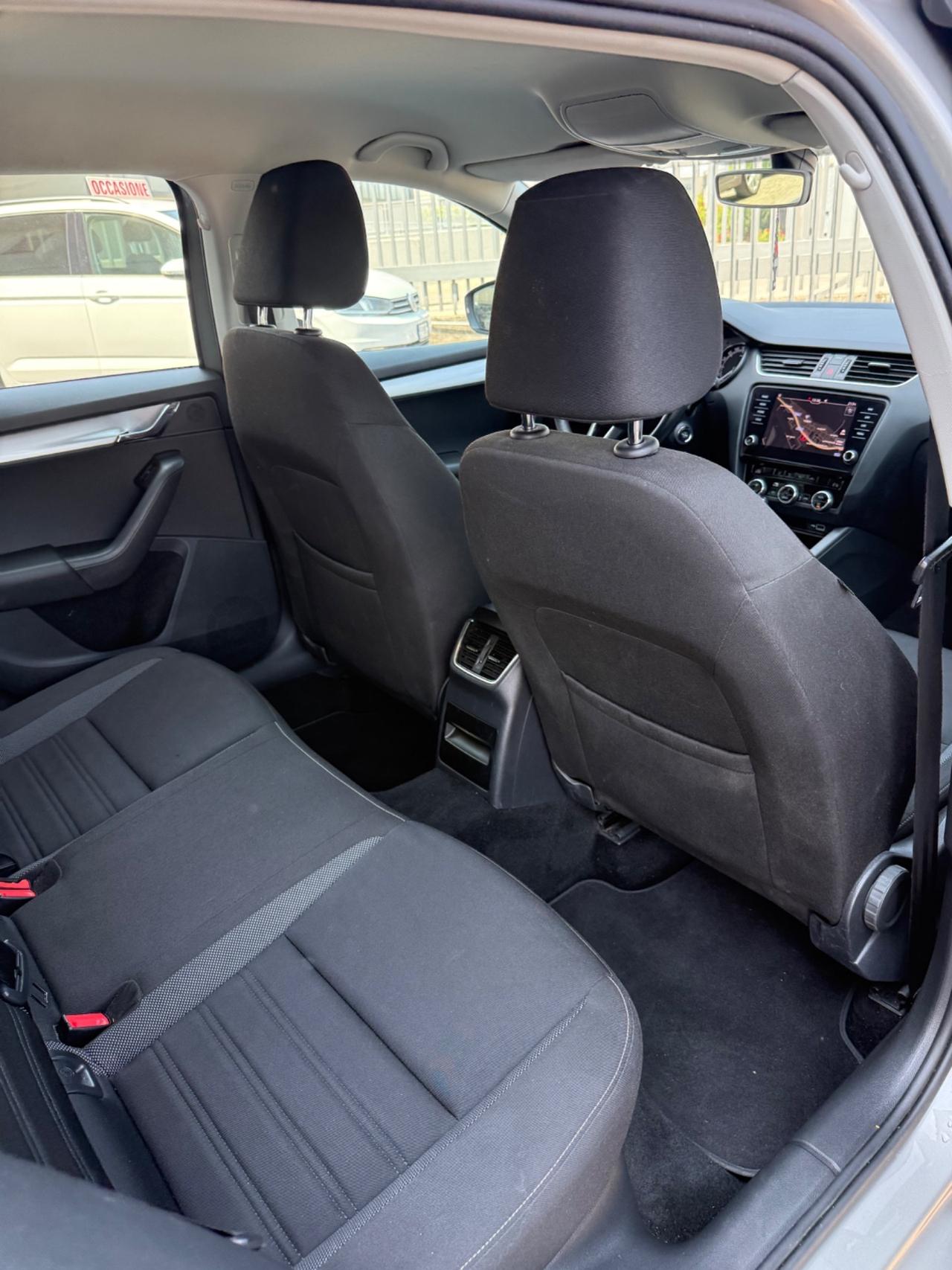 Skoda Octavia 1.6 TDI CR 115 CV DSG Style