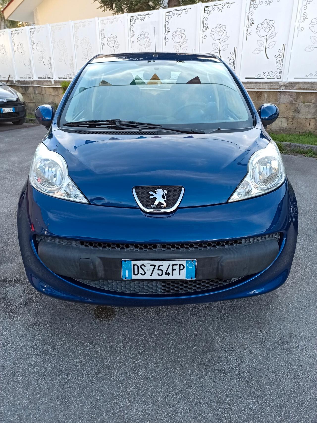 Peugeot 107 1.0 68CV 5p. Plaisir
