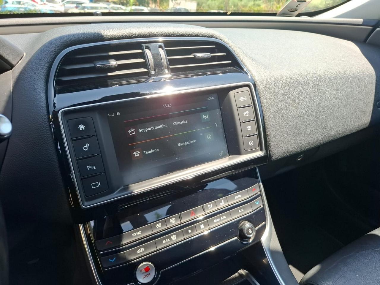 JAGUAR XE 2.0 D TURBO SINISTRATA MARCIANTE