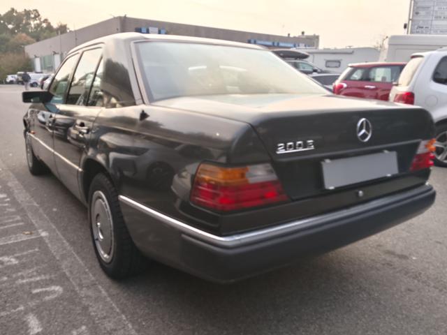 MERCEDES-BENZ 200 E 200 (W124) iscrivibile ASI su richiesta
