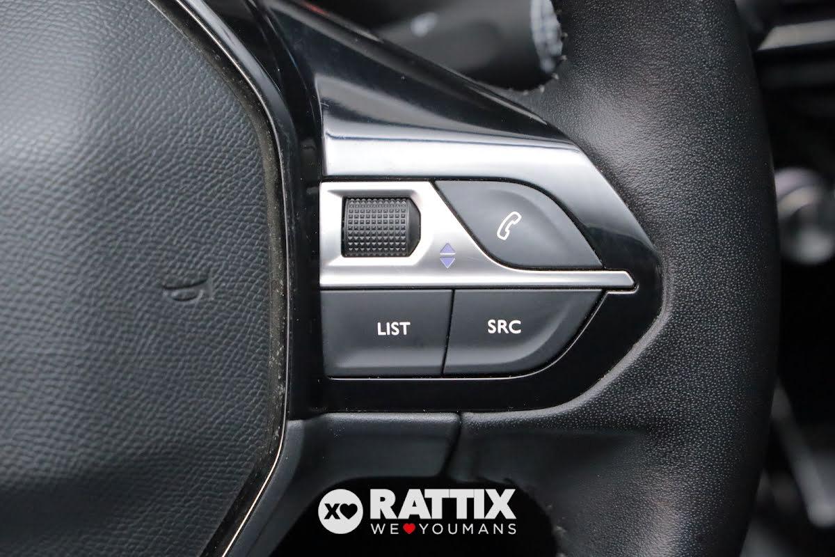 Peugeot e-208 motore elettrico 100kW Allure Pack