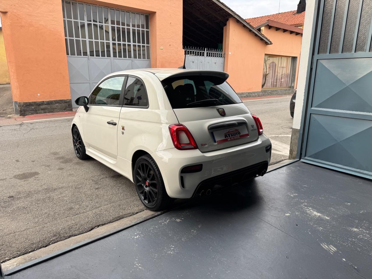 Abarth 595 1.4 Turbo T-Jet 180 CV Competizione