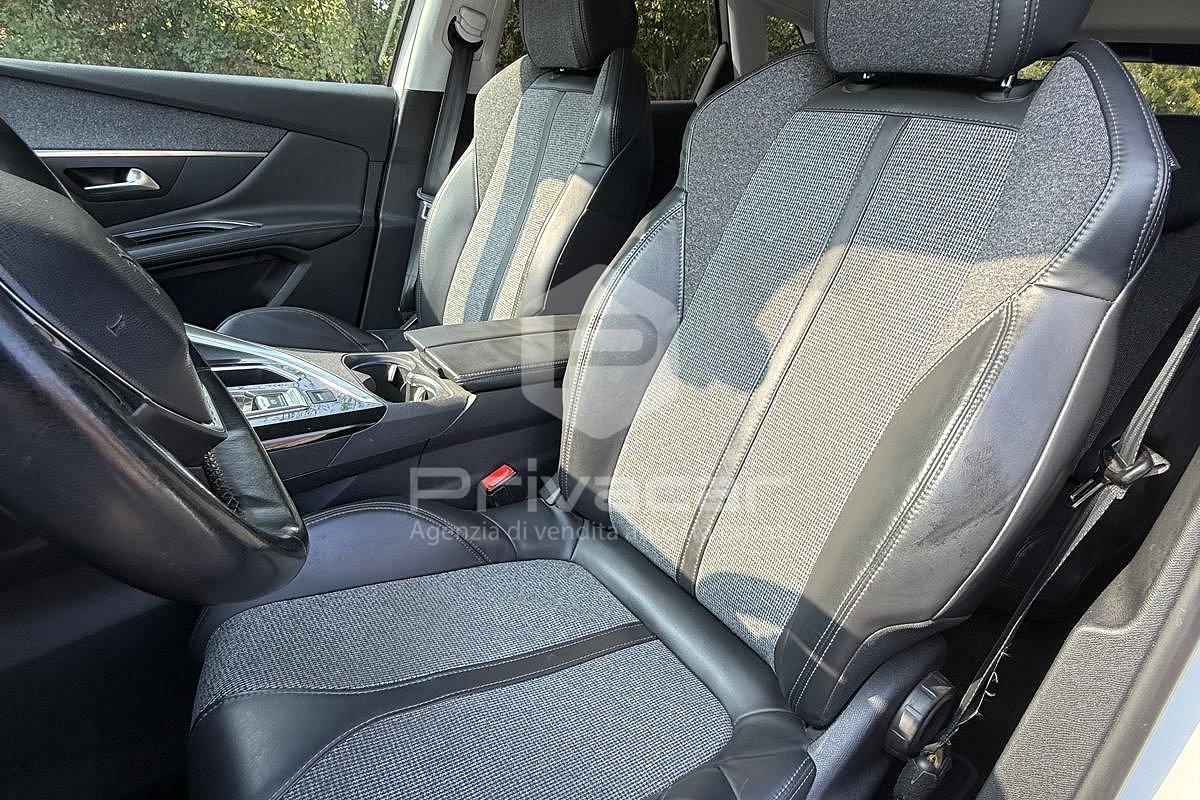 PEUGEOT 3008 BlueHDi 120 S&S EAT6 Allure