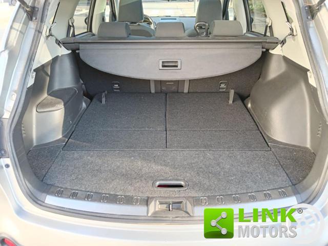 NISSAN Qashqai+2 1.6 16V Acenta