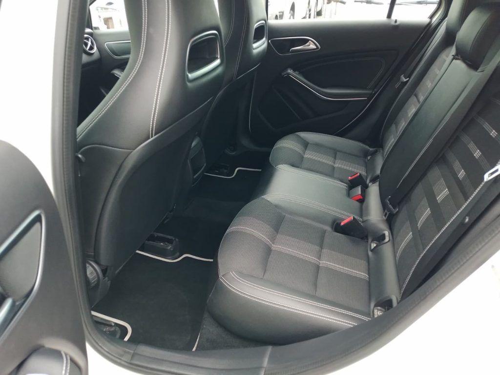 Mercedes-Benz A 180 d Automatic Sport Next