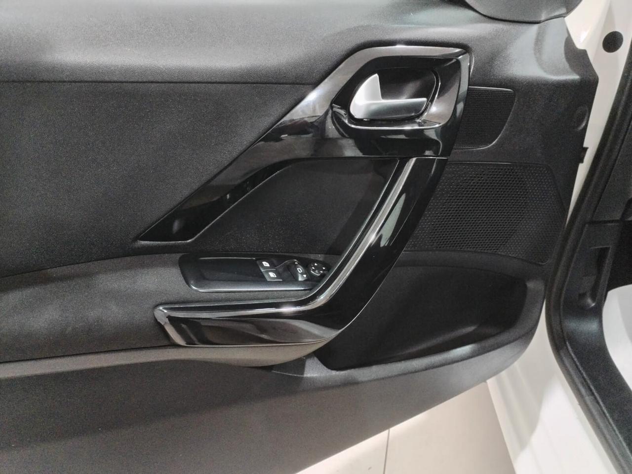 Peugeot 208 BlueHDi 75 S&S 5 porte Active