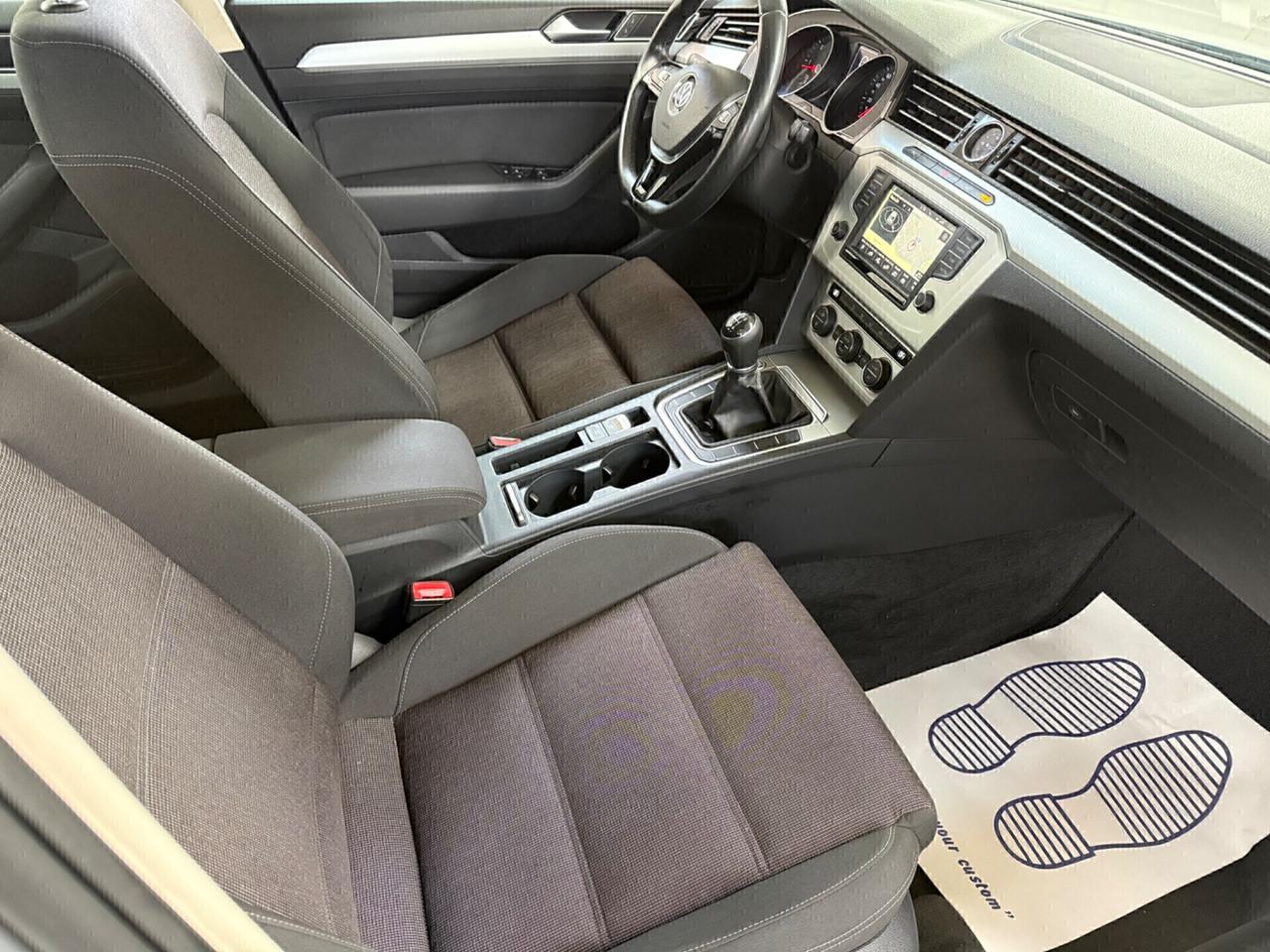 Volkswagen Passat Variant 1.6 TDI 120Cv - 2017