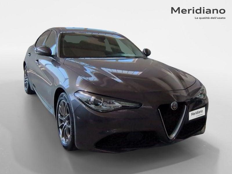 Alfa Romeo Giulia 2.2 Turbo AT8 160CV Business
