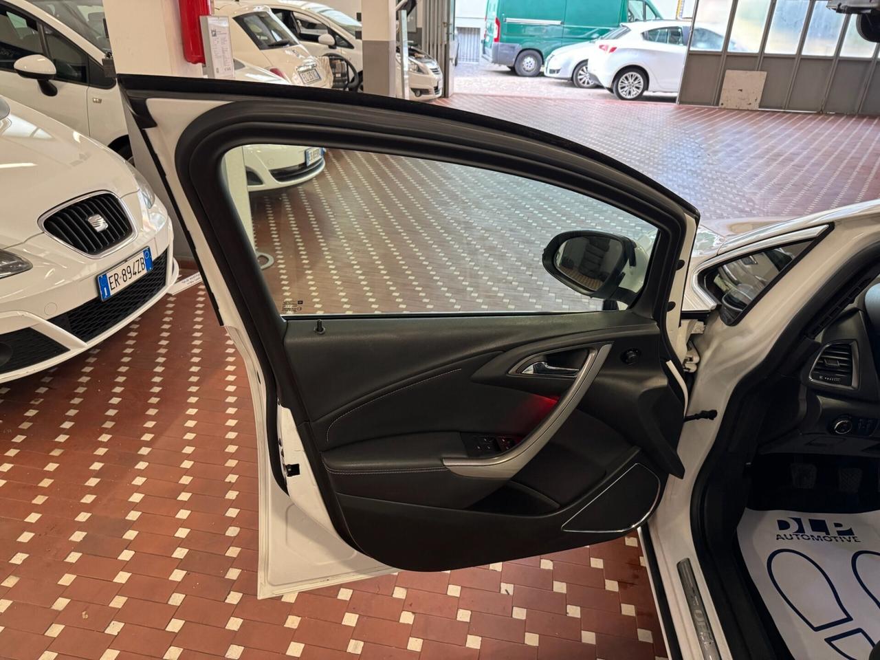 Opel Astra 1.7 CDTI 110CV Sports Tourer Cosmo - UNICO PROPRIETARIO