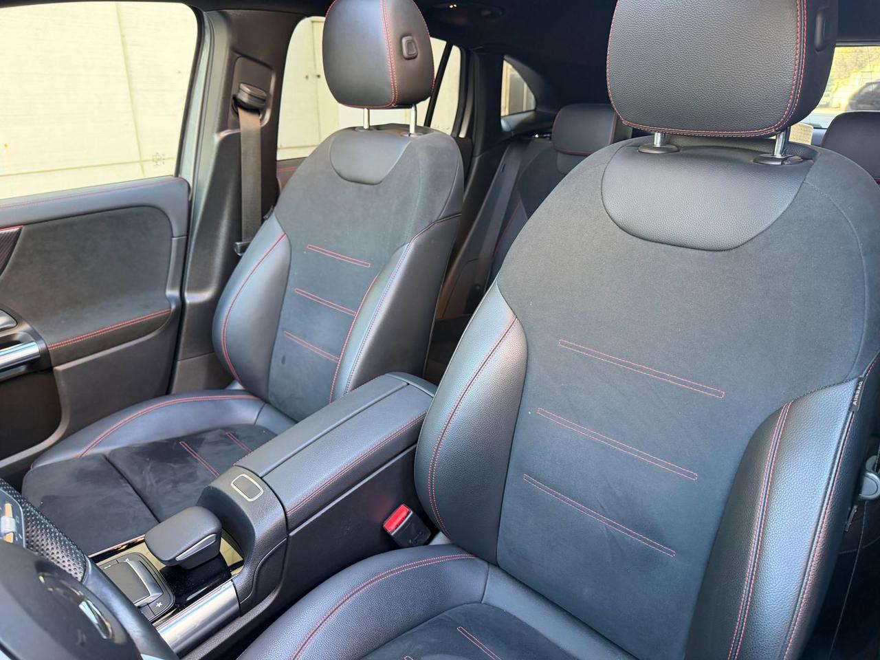 Mercedes-Benz GLA 200 Premium Plus *PROMO F #9518