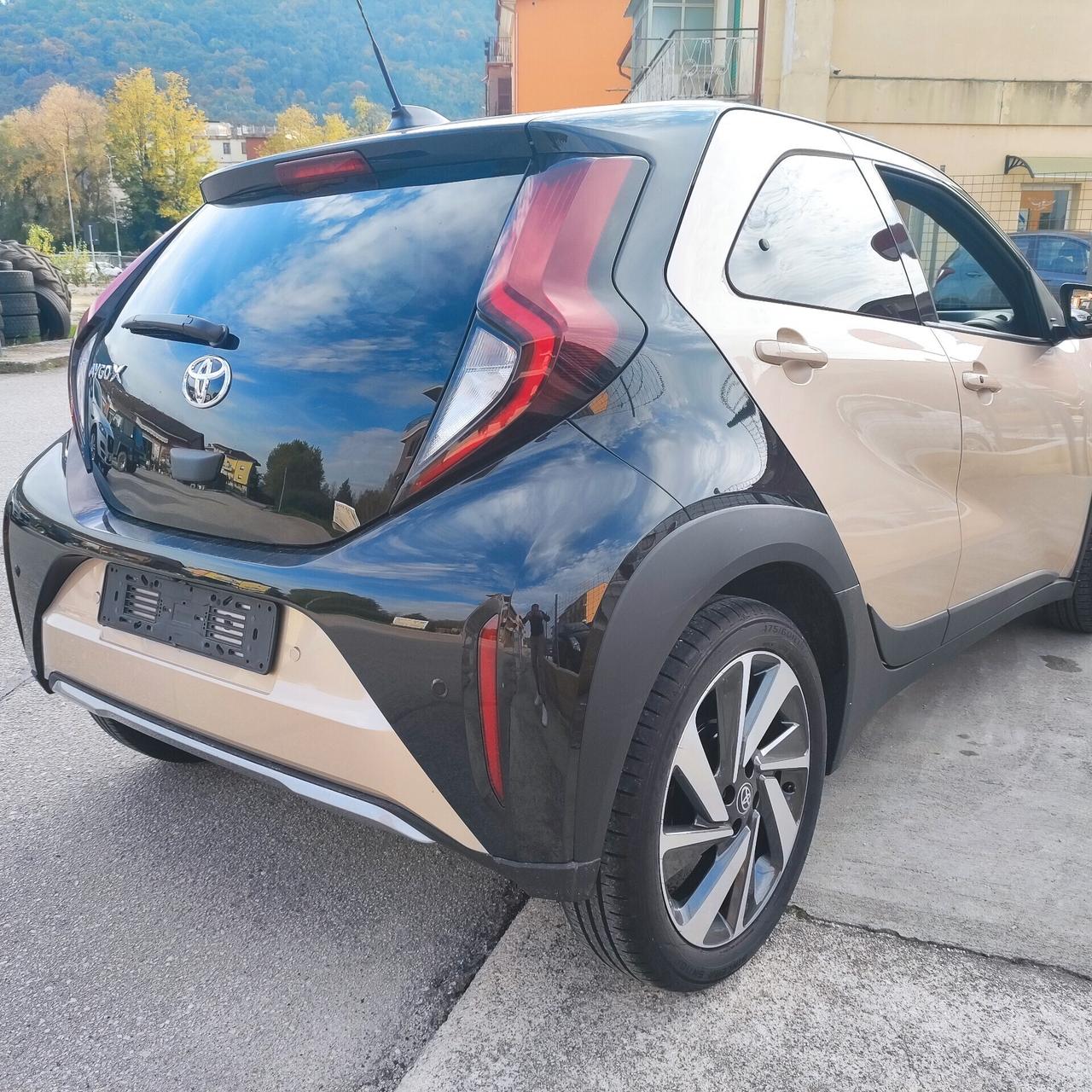 Toyota Aygo X 1.0 VVT-i 72 CV 5 porte JBL Special Edition S-CVT