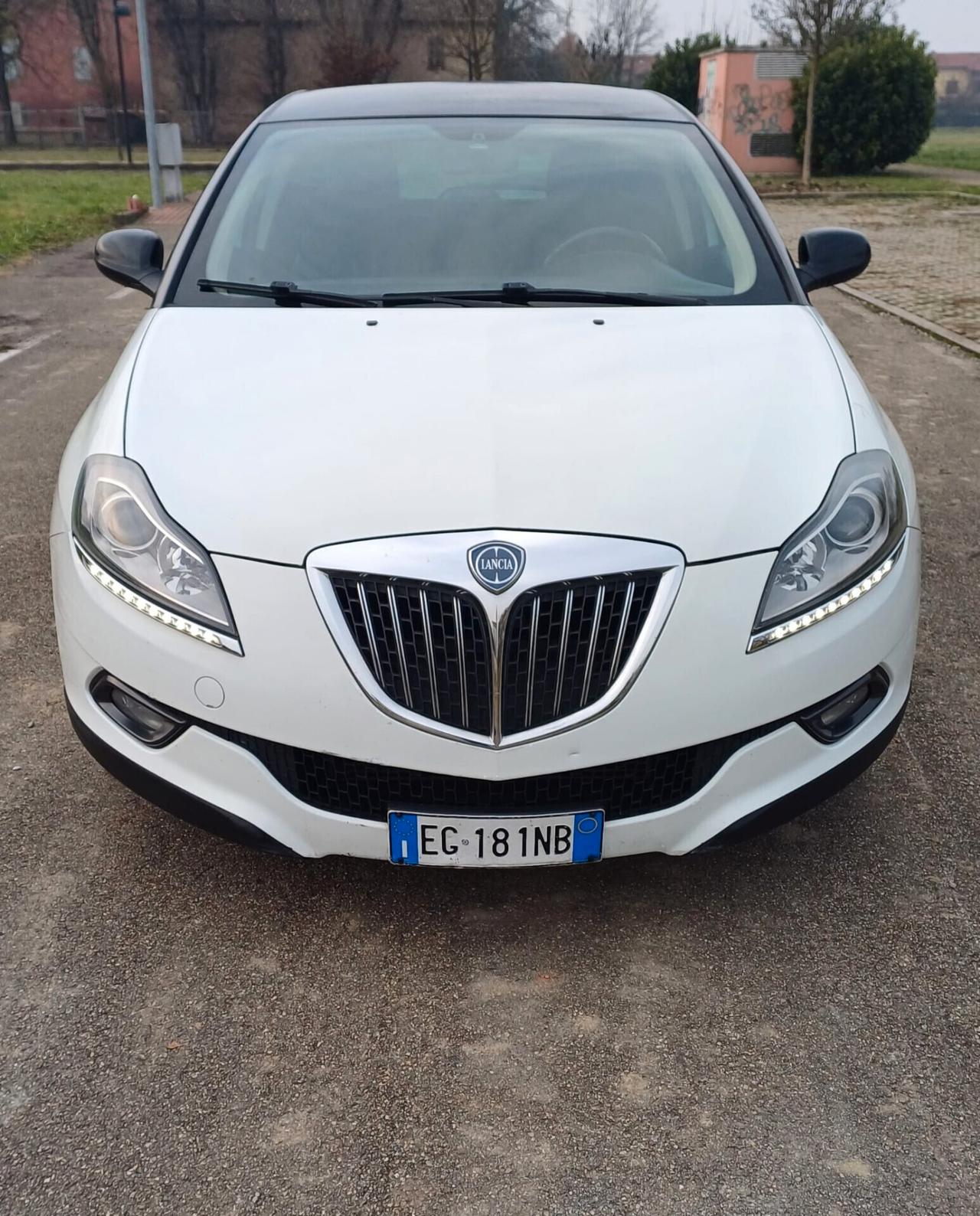 Lancia Delta 1.6 MJT DPF Gold