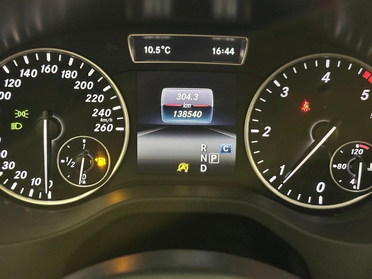 Mercedes-benz GLA 180 d Automatic Business