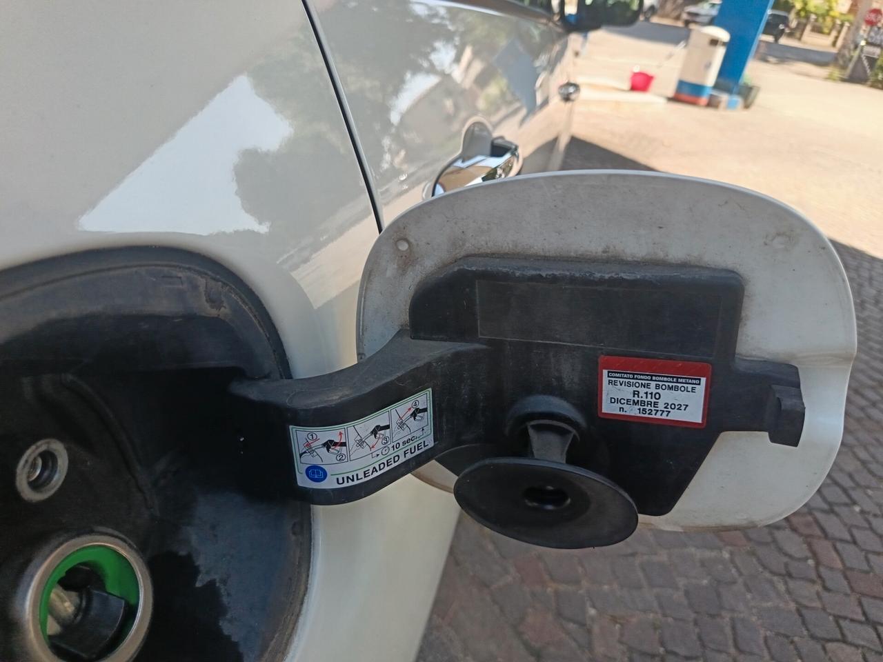Fiat 500L 0.9 TwinAir Turbo Natural Power Lounge