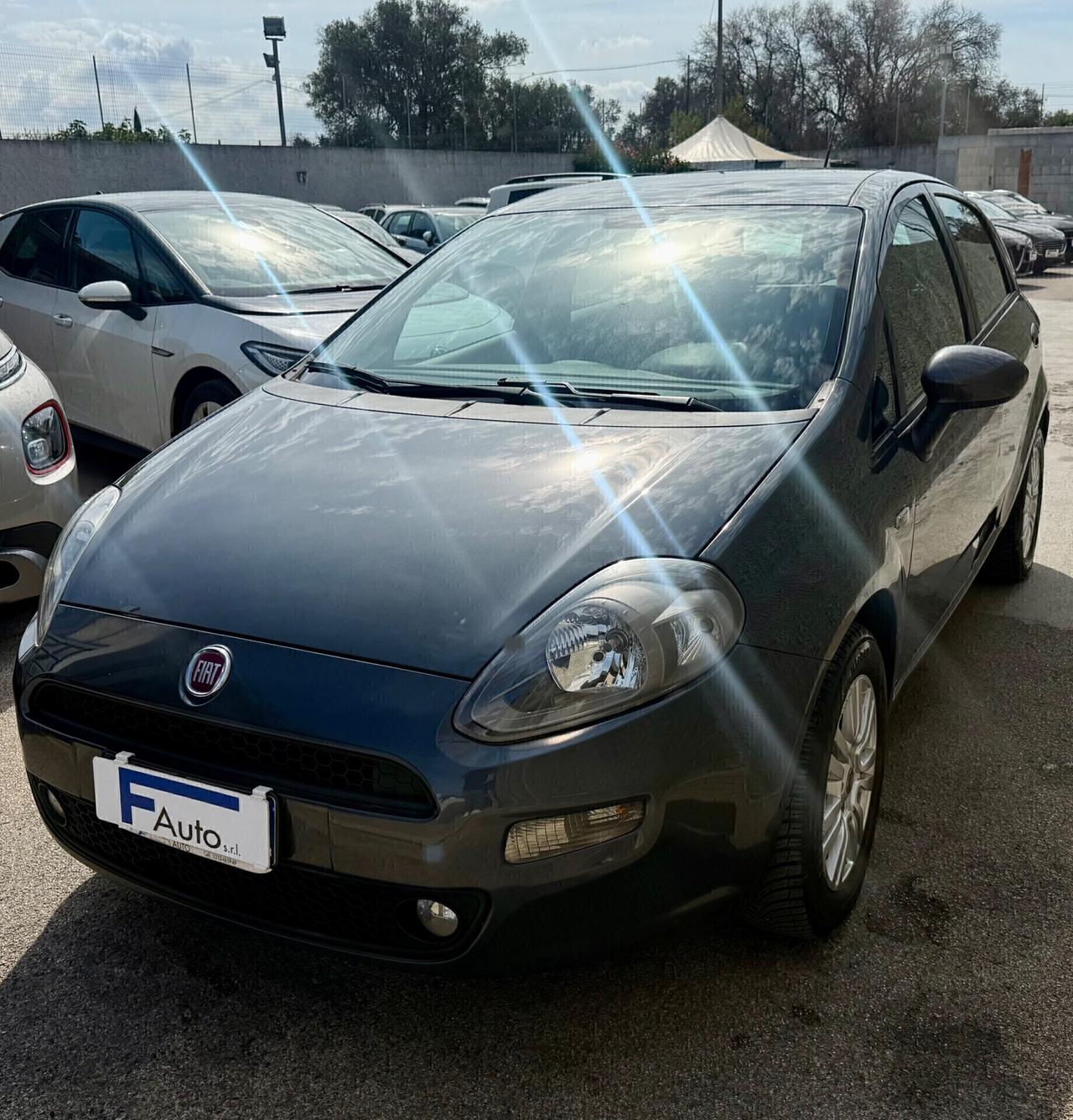 Fiat Punto 1.4 8V 5 porte Easypower Lounge,alcantara,cerchi in lega,comandi al volante,ecc.