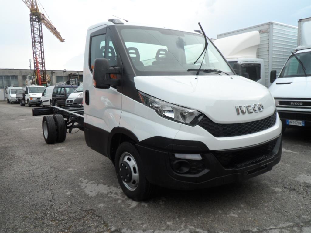 Iveco DAILY 35-150 TELAIO 4100 , Bianco