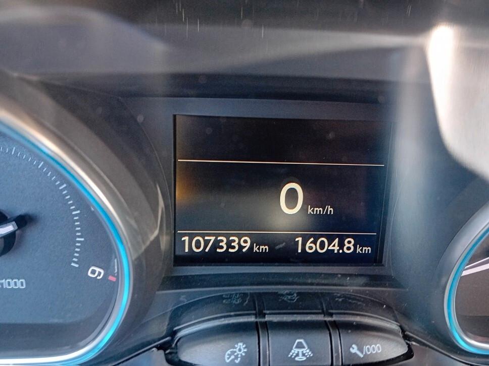 Peugeot 2008 1.6 e-HDi 92 CV Stop&Start Active