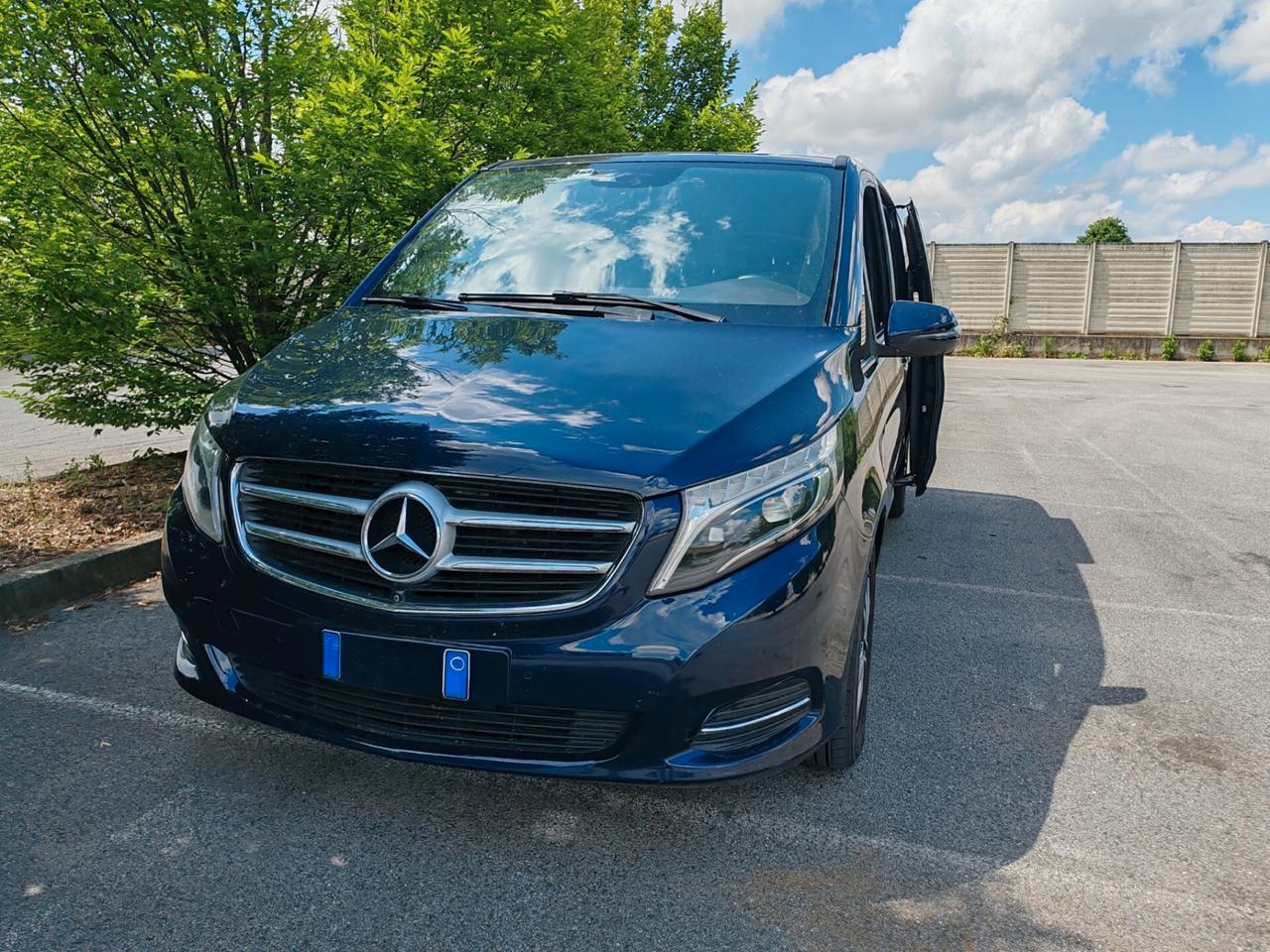 Mercedes-benz V 250 d Automatic 4Matic Premium Extralong