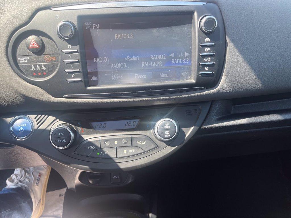 TOYOTA Yaris 5p 1.5h Active my18 del 2018