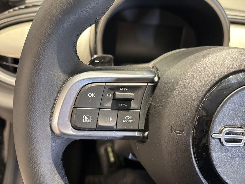 FIAT 600 600 Hybrid 100 CV DCT MHEV La Prima