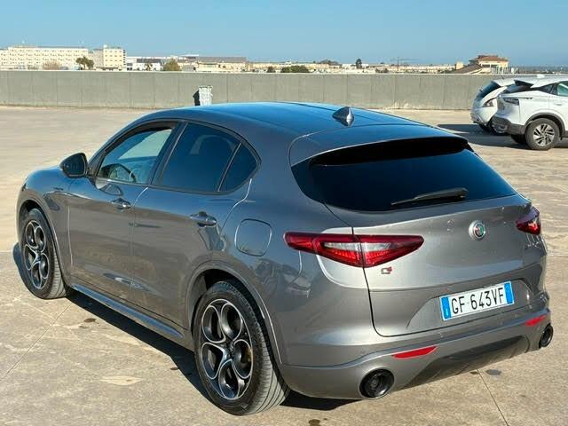 Alfa Romeo Stelvio 2.2 Turbodiesel 210 CV AT8 Q4 Veloce