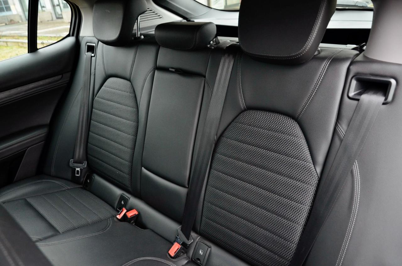 ALFA ROMEO STELVIO 2.2 t Q4 180cv AUTO, UFF ITALIANA, SERVICE CON FATTURE, 18", RETROCAMERA, PERMUTE