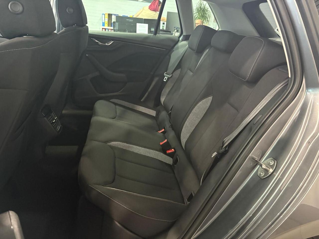 Skoda Kamiq 1.0 tsi Black Dots 95cv