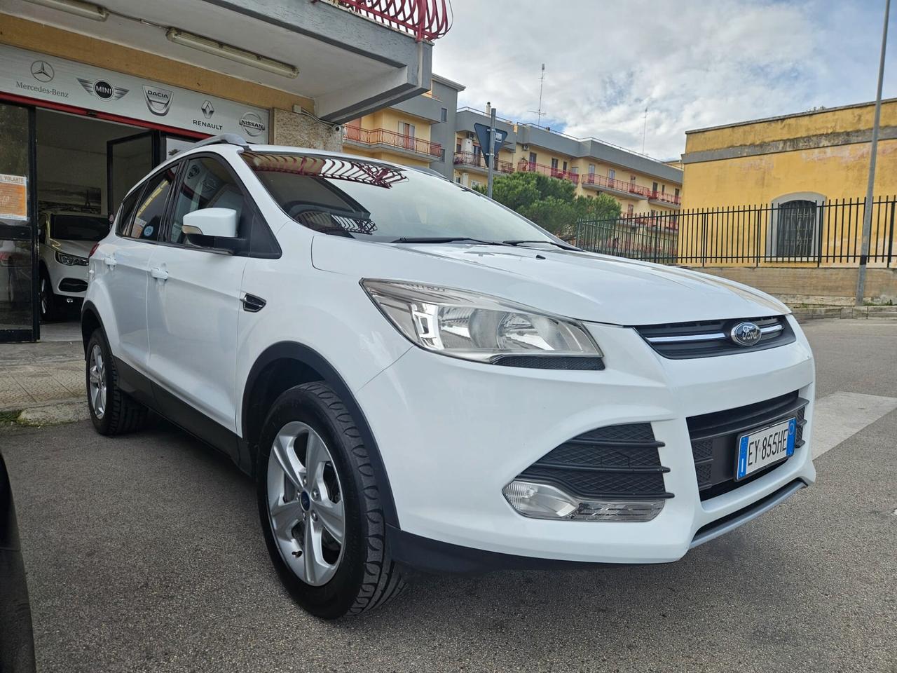 Ford Kuga 2WD 2.0 88kw 120cv FULL