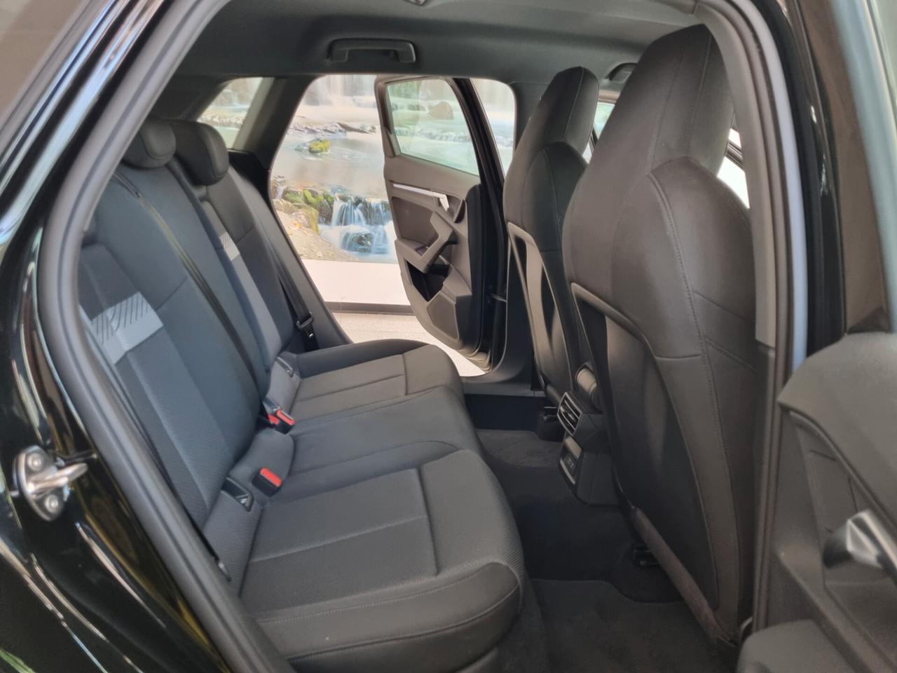 Audi A3 SPB 30 g-tron S tronic Business Advanced