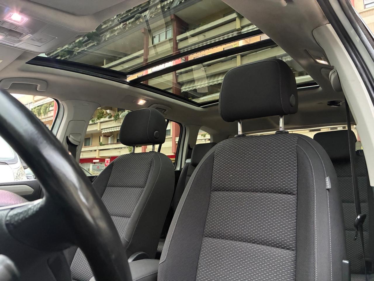 Volkswagen Touran 1.5 TSI EVO DSG Executive BlueMotion Technology
