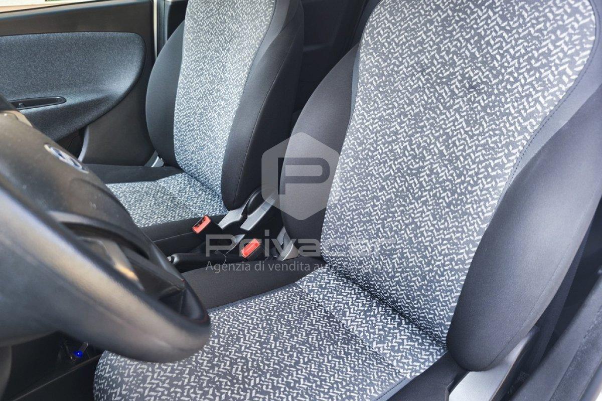 LANCIA Ypsilon 1.2 69 CV 5 porte GPL Ecochic Silver