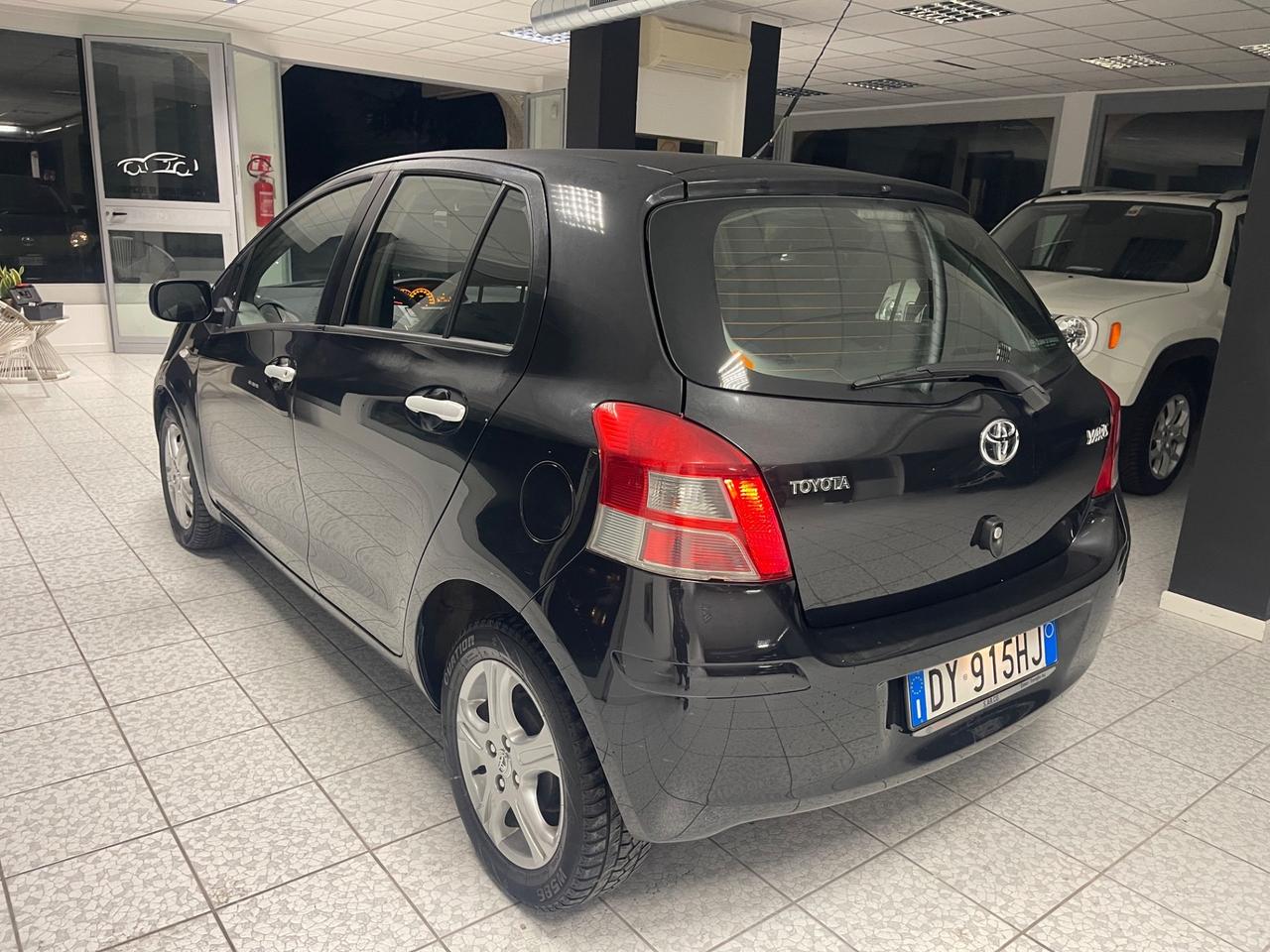 Toyota Yaris 1.3 5 porte Sol