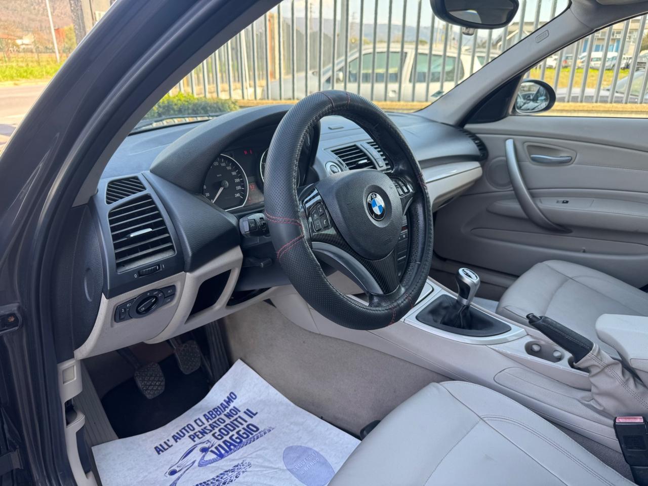 Bmw 116 116i 5p. Futura