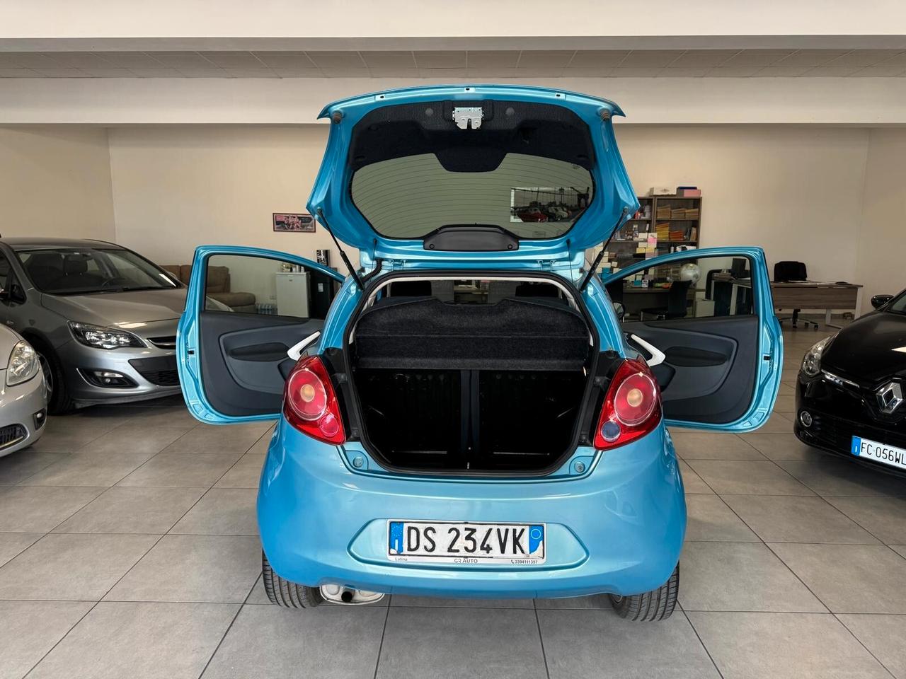 Ford Ka 1.2 BENZ TITANIUM NEOPAT 2009