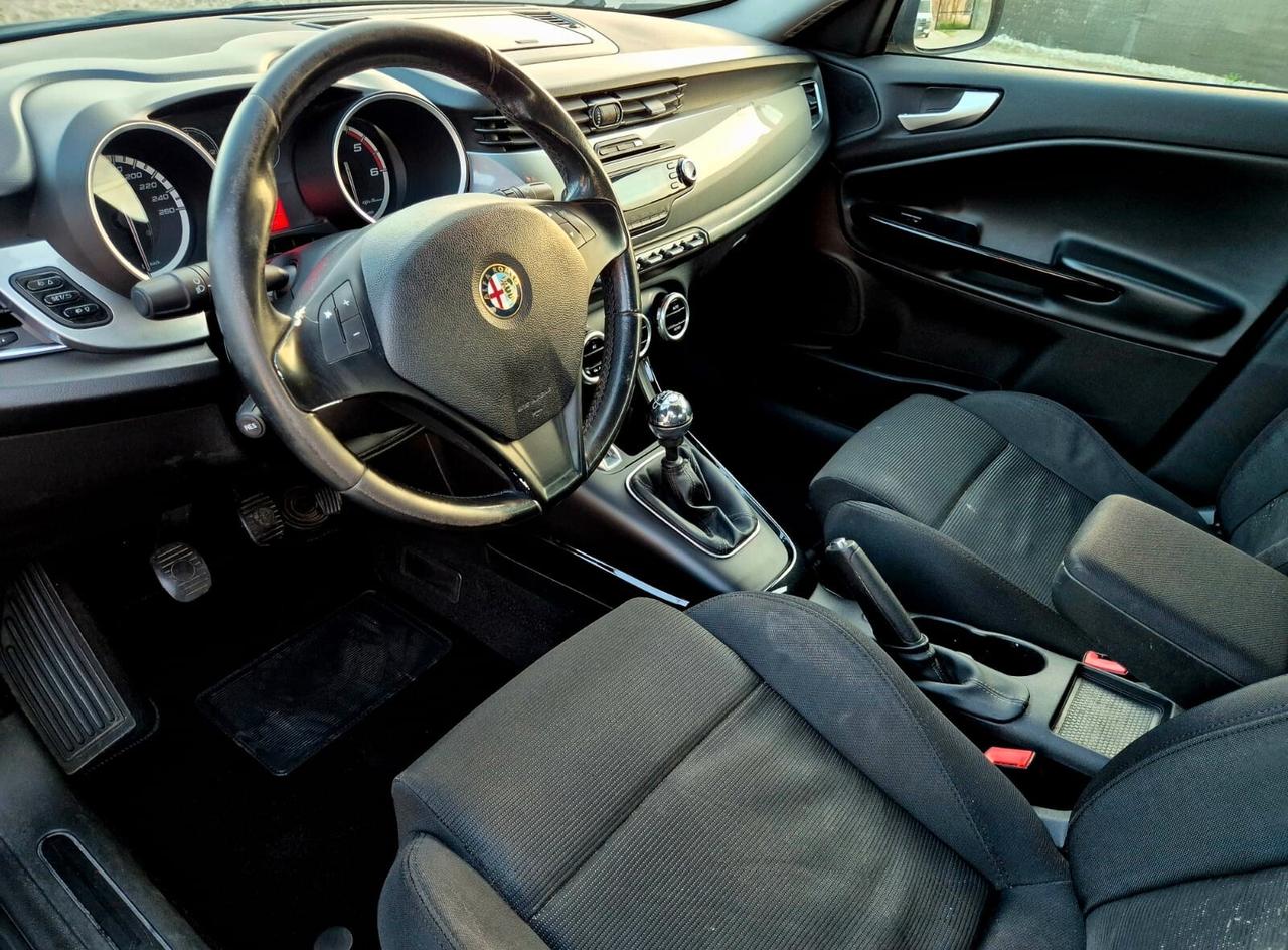 Alfa Romeo Giulietta 1.6 JTDm-2 105 CV