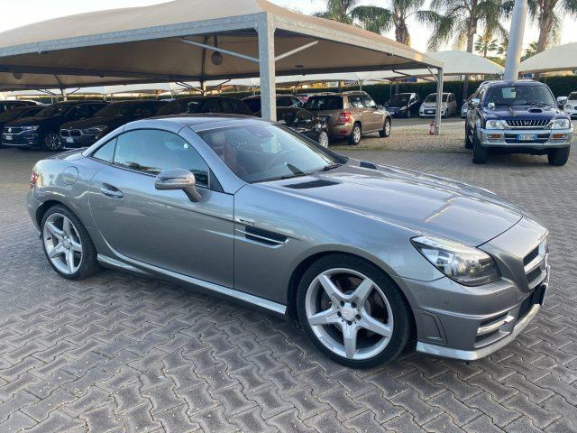 MERCEDES-BENZ SLK 250 CGI Premium