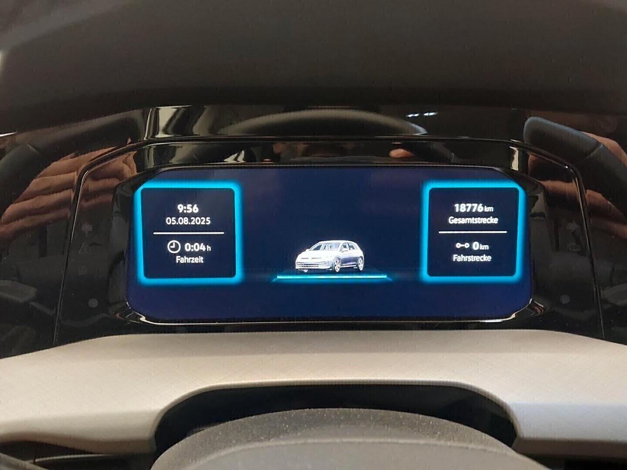 Volkswagen Golf RESTYLING 8.5 - 2.0 tdi 115cv. 5 anni di Garanzia