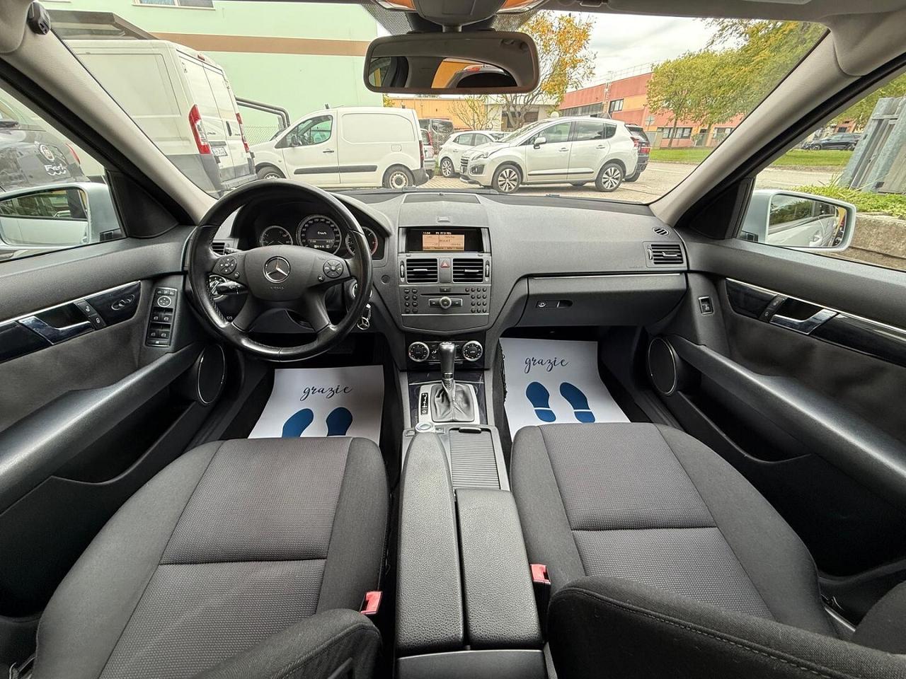 Mercedes-benz C 220 CDI BlueEFFICIENCY Avantgarde