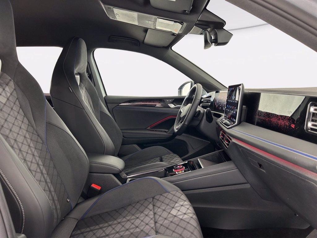 VOLKSWAGEN Tiguan 2.0 tdi r-line 150cv dsg del 2024
